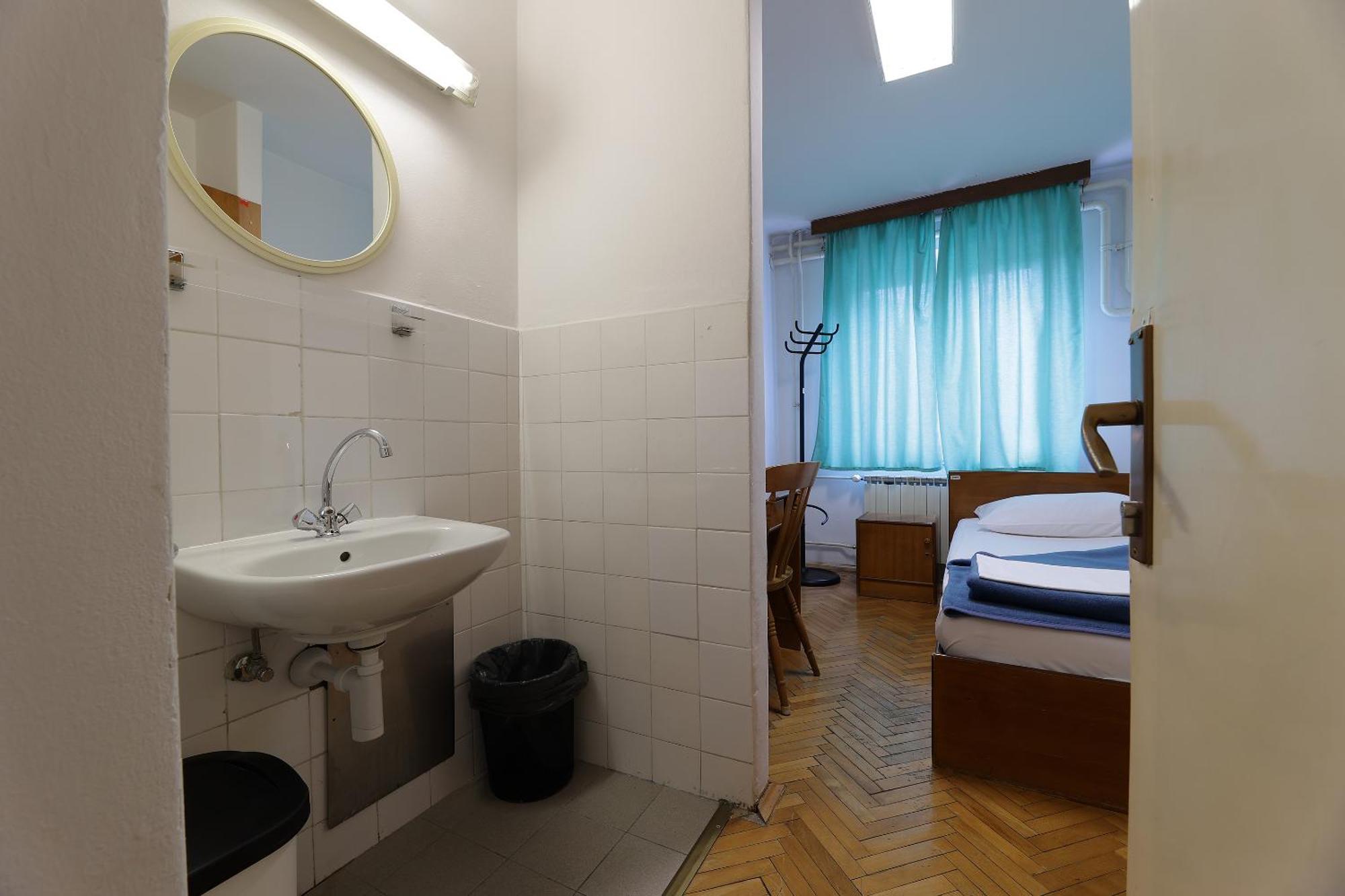 Rijeka Budget Rooms Ruang foto