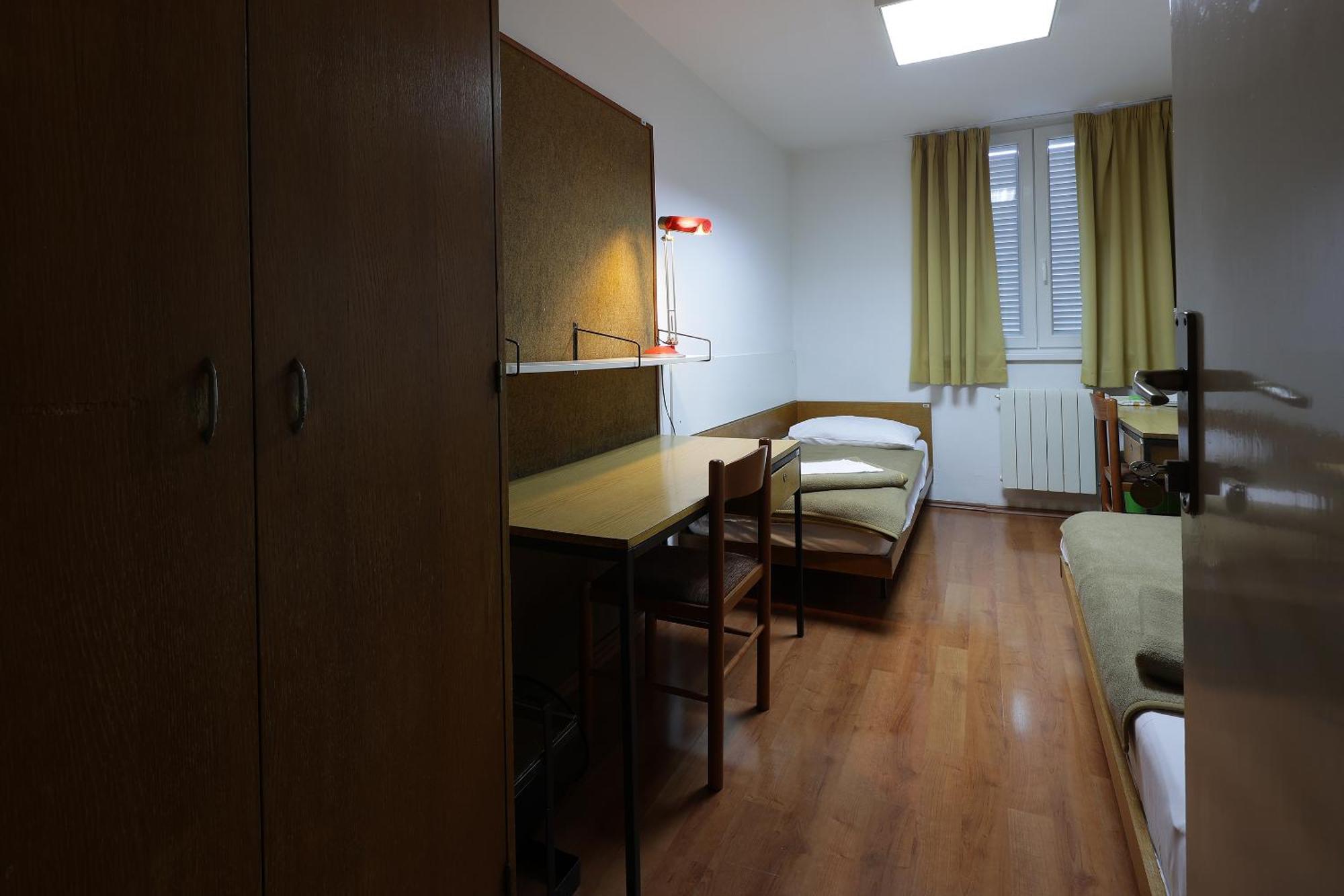 Rijeka Budget Rooms Ruang foto
